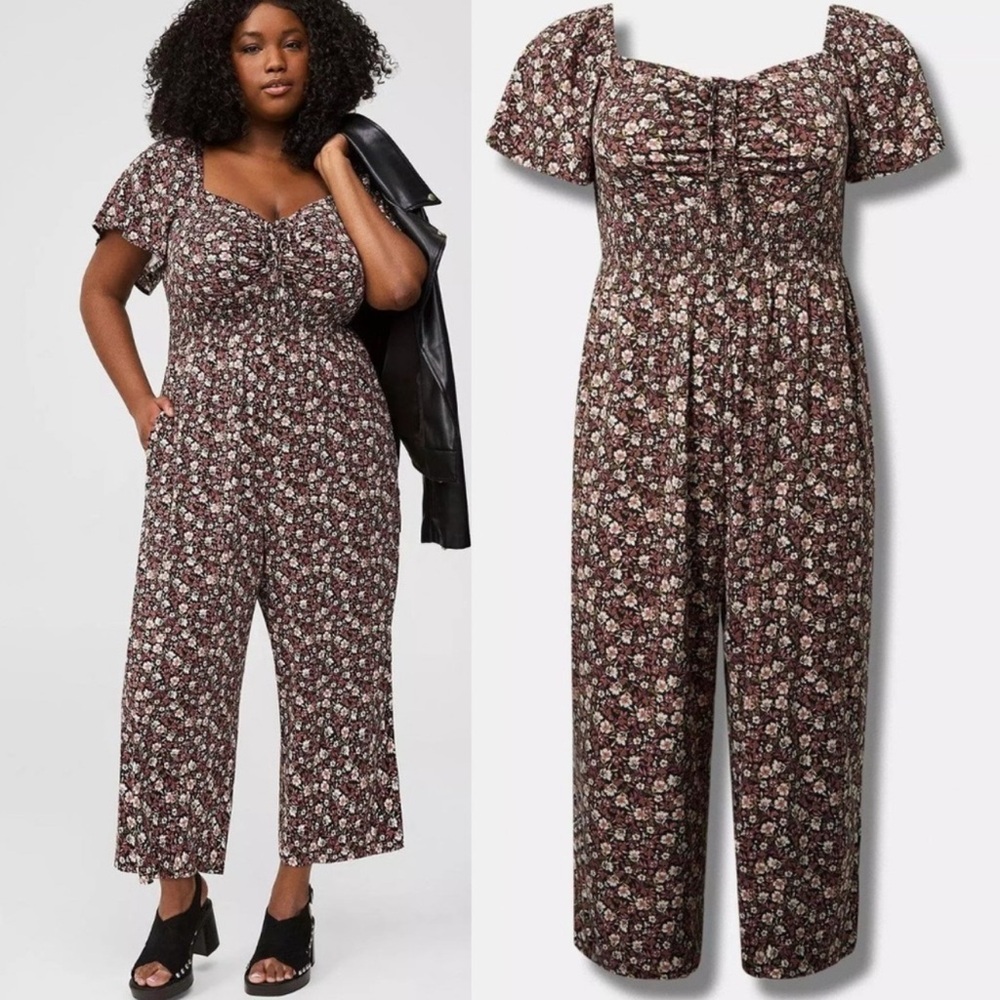 NWT Torrid Stretch Challis Flutter Sleeve Jumpsuit Dasha Ditzy Floral Deep Black